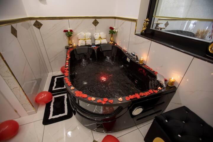 Gd Luxury Suite รานดัซโซ ภายนอก รูปภาพ